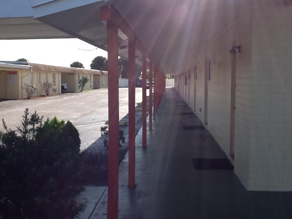 Sunset Inn- Fort Pierce, Fl エクステリア 写真
