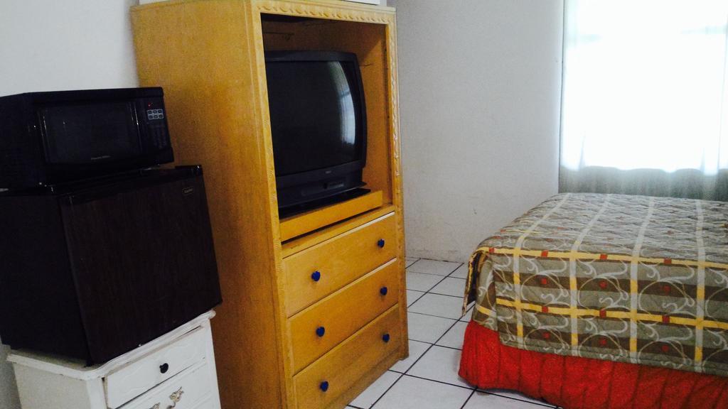 Sunset Inn- Fort Pierce, Fl エクステリア 写真