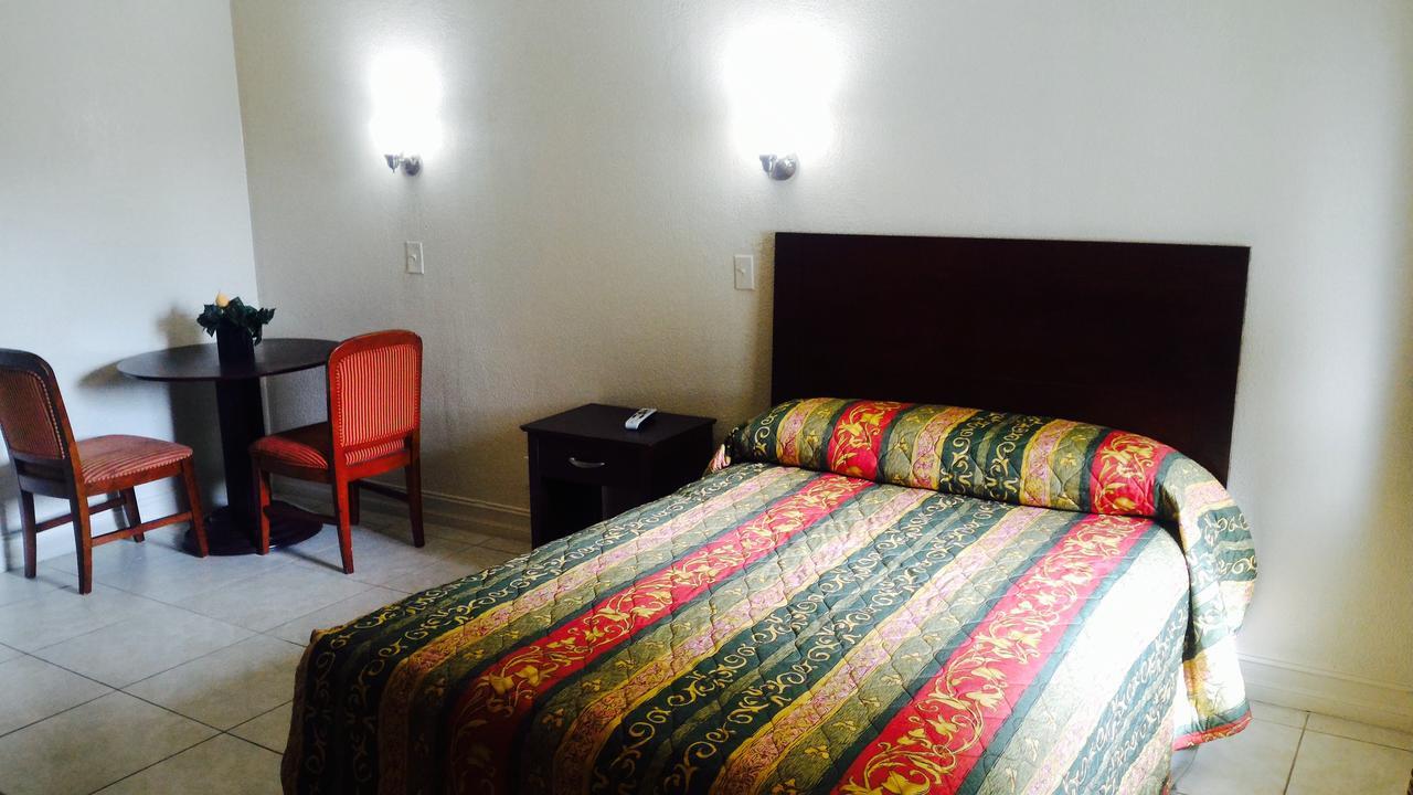 Sunset Inn- Fort Pierce, Fl エクステリア 写真