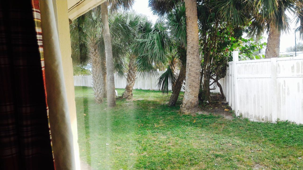 Sunset Inn- Fort Pierce, Fl エクステリア 写真