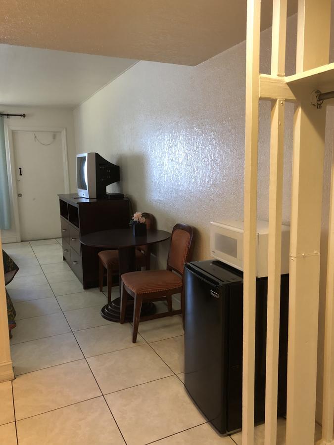 Sunset Inn- Fort Pierce, Fl エクステリア 写真